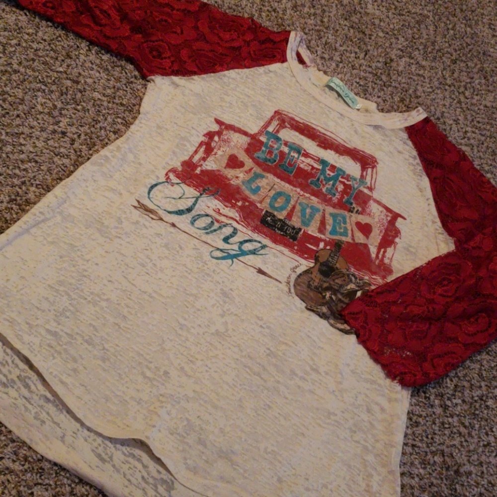 Crochet Sleeve Burnout tee